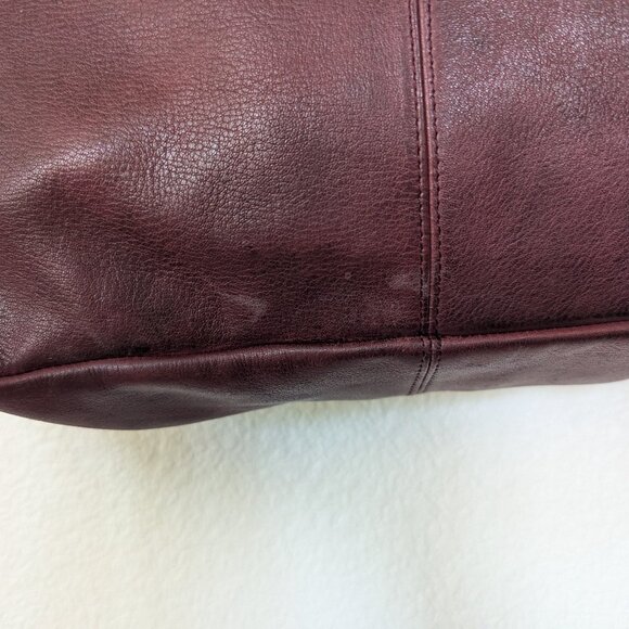 Latico Margie Leather Minimalist Slouchy Tote Book Shoulder Bag in Burgundy - Picture 10 of 14